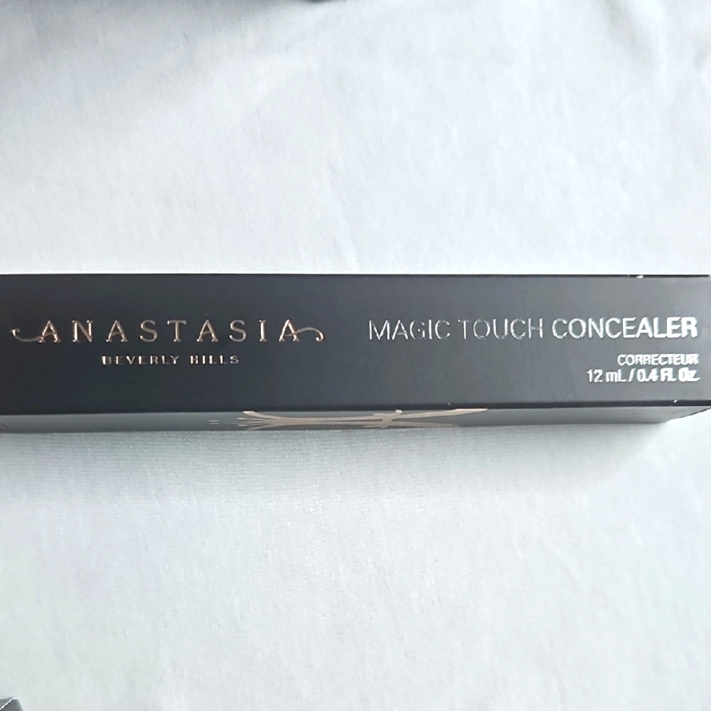 Anastasia Magic Touch Concealer 22- Only 3 Left!